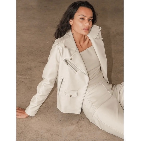 Lulus Jackets & Blazers - NWT Lulu’s Out for the Night Beige Vegan Leather Moto Jacket